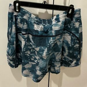 Pre-Owned Men’s Lululemon PaceBreaker Lined Shorts 5”